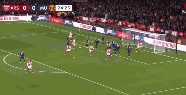 华体会官网-【英超】阿森纳2比0曼联，廷伯、萨利巴通过角球破门