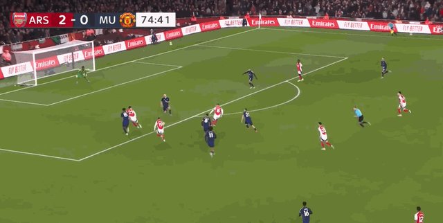 华体会官网-【英超】阿森纳2比0曼联，廷伯、萨利巴通过角球破门