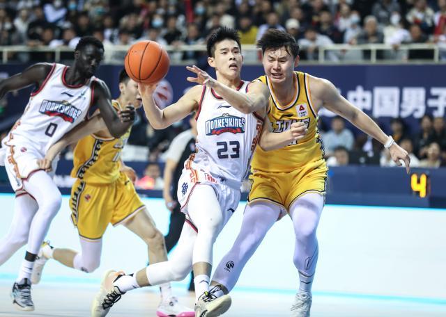 华体会app官网入口-【人物】从鹭岛少年到同曦新核 19岁葳少的林疯狂