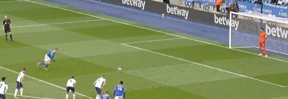 1621785318613088990.gif 华体会官网-【英超】凯恩传射 贝尔2球逆转 莱斯特2比4无缘欧冠
