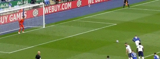 1621787087759048918.gif 华体会官网-【英超】凯恩传射 贝尔2球逆转 莱斯特2比4无缘欧冠